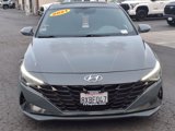 Used 2021 Hyundai Elantra SEL w/ Convenience + Premium Package image 2