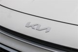Certified 2023 Kia Niro EX image 6