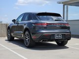 Certified 2025 Porsche Macan image 3