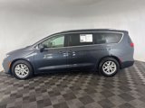 Used 2021 Chrysler Pacifica Touring-L image 6