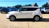 Used 2023 Kia Soul LX w/ LX Technology Package image 4