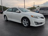 Used 2014 Toyota Camry L image 2