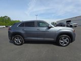 Used 2024 Volkswagen Atlas Cross Sport SEL R-Line image 3