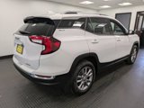 Used 2022 GMC Terrain SLT w/ Infotainment Package II image 4
