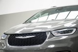 Used 2022 Chrysler Pacifica Touring-L image 2