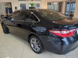 Used 2017 Toyota Camry SE image 3
