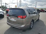 Used 2018 Chrysler Pacifica Limited w/ Advanced Safetytec Group image 6