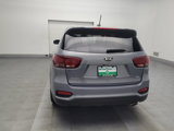 Used 2019 Kia Sorento L image 6