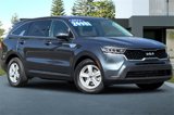 Used 2023 Kia Sorento LX image 2