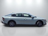 New 2025 Kia K4 LXS image 3