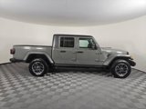 Used 2023 Jeep Gladiator Overland image 3