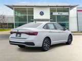 New 2025 Volkswagen Jetta SE image 4