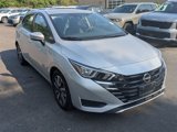 Used 2023 Nissan Versa SV image 3