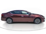 Used 2024 Nissan Altima 2.5 SV image 2