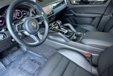 Used 2023 Porsche Cayenne image 4