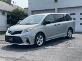 Used 2020 Toyota Sienna L image 2