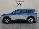Used 2023 Nissan Rogue SV image 2