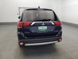 Used 2017 Mitsubishi Outlander SE image 6