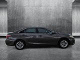Used 2015 Toyota Camry LE image 4