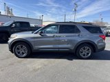 Used 2023 Ford Explorer XLT w/ Equipment Group 202A image 6