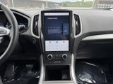 Certified 2023 Ford Edge SEL w/ Convenience Package image 2