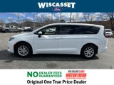 Used 2023 Chrysler Voyager LX image 2