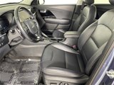 Used 2022 Kia Niro Touring Special Edition image 3