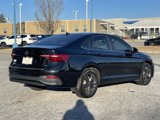 Used 2024 Volkswagen Jetta SE image 3