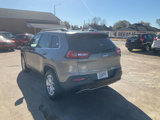 Used 2016 Jeep Cherokee Limited image 5