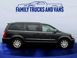 Used 2011 Chrysler Town & Country Touring-L image 6