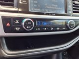 Used 2019 Toyota Highlander SE image 5