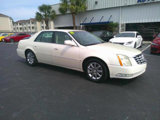 Used 2009 Cadillac DTS image 2
