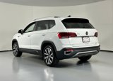 Used 2022 Volkswagen Taos SE image 5