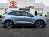 Used 2021 Ford Escape SE w/ SE Sport Appearance Package image 2