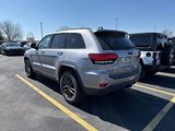 Used 2017 Jeep Grand Cherokee Limited 75th Anniversary image 3