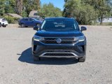Used 2022 Volkswagen Taos SE image 2
