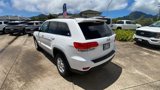 Used 2017 Jeep Grand Cherokee Laredo image 3