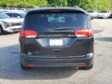 Used 2018 Chrysler Pacifica Touring-L Plus image 5