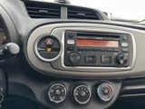 Used 2012 Toyota Yaris L image 2