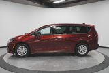 Used 2023 Chrysler Pacifica Touring-L image 4