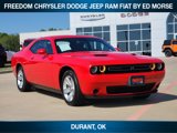Used 2023 Dodge Challenger SXT image 2