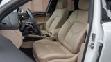 Certified 2024 Porsche Macan image 5
