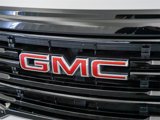 Used 2021 GMC Acadia SLE w/ Driver Convenience Package image 4