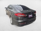 Used 2020 Ford Fusion SE image 3