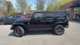 Used 2017 Jeep Wrangler Unlimited Sahara image 2