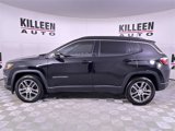 Used 2018 Jeep Compass Latitude w/ Popular Equipment Group image 4