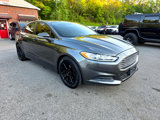 Used 2015 Ford Fusion SE image 3