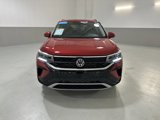 Used 2022 Volkswagen Taos SE image 2