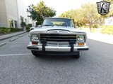 Used 1990 Jeep Grand Wagoneer image 2
