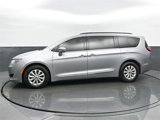 Used 2017 Chrysler Pacifica Touring-L image 2